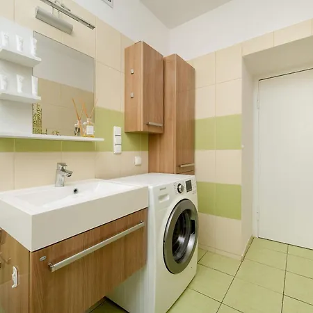 Daire Family With Balcony In By Renters *